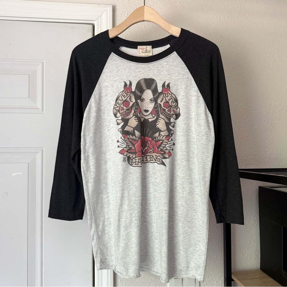 MISCHIEF MADE‎ Heather long 3/4 sleeve cropped baseball Wednesday graphic tee
